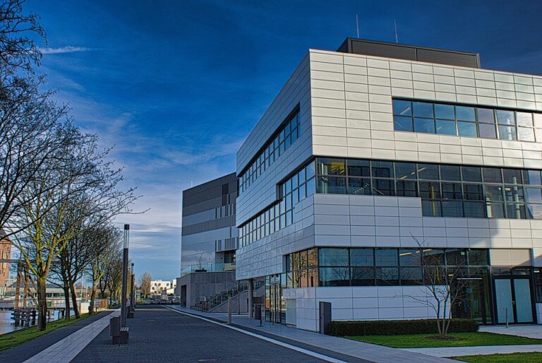 Sejarah dan Prestasi Universitas Widyagama Malang yang Mengesankan